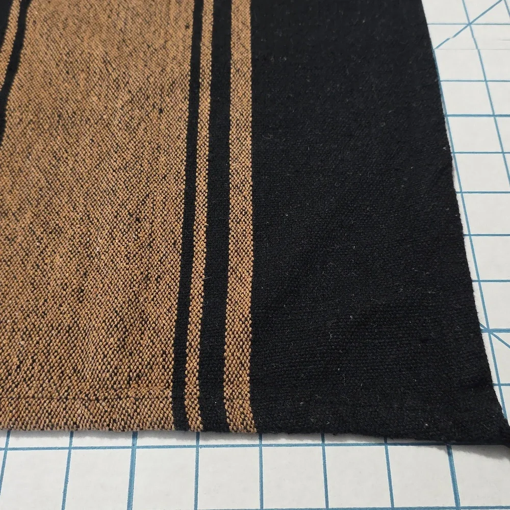 Black and Tan Table Runner, 14x28, Gently Preloved‎